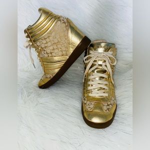 💛ALARA GOLD WEDGES COACH SNEAKERS💛